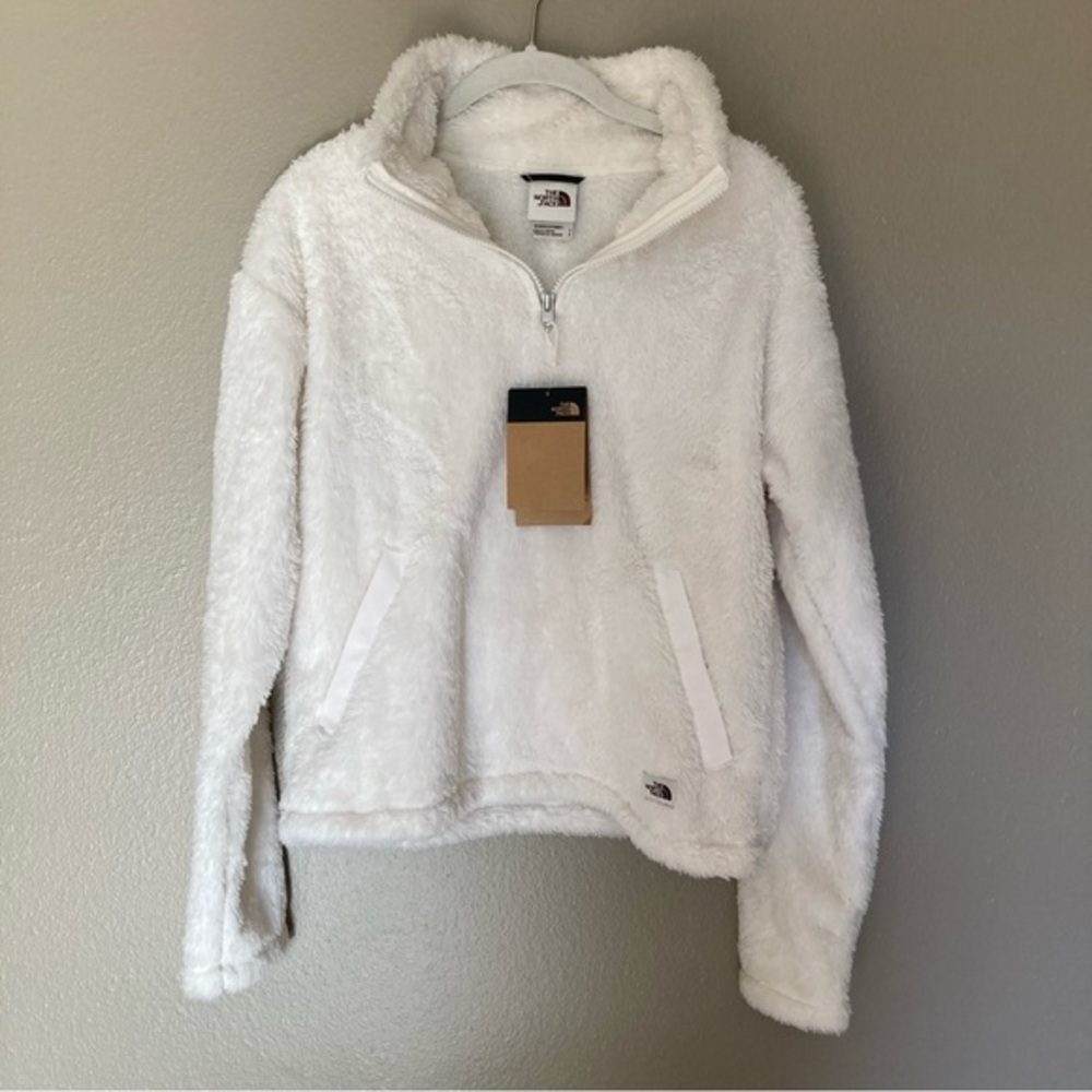 NWT The Northface Fuzzy Pullover Gardenia White Sz Small